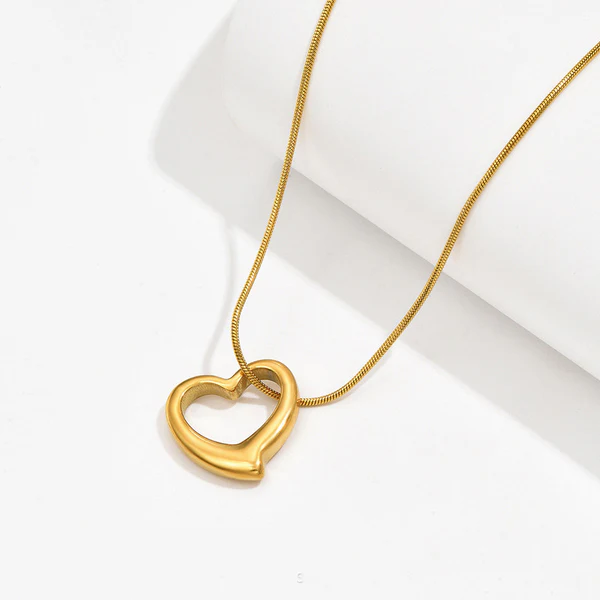 Gold-Plated Anti Tarnish Heart Themed Cross Chain Pendant