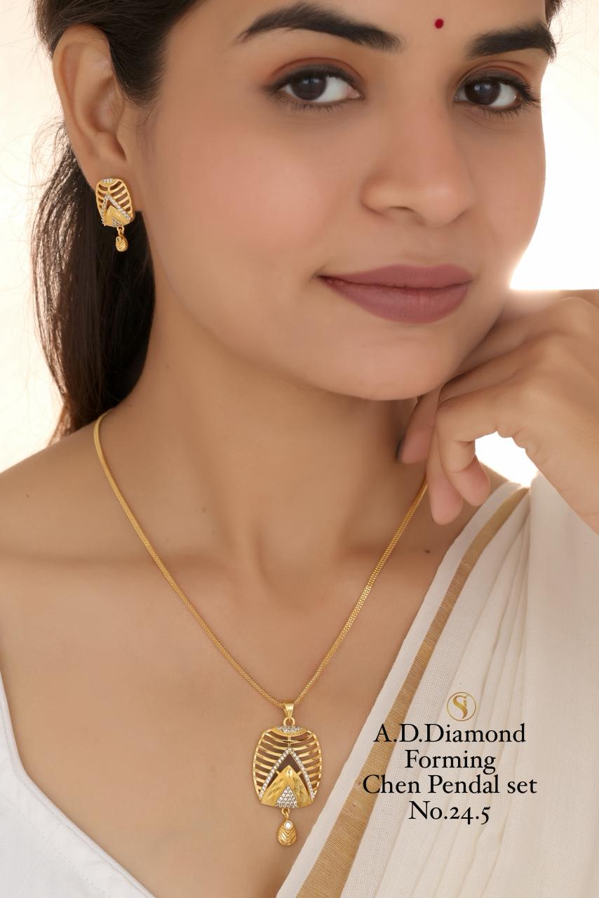 Premium Quality Imitation Jewellery AD Chain Pendant Set Style034