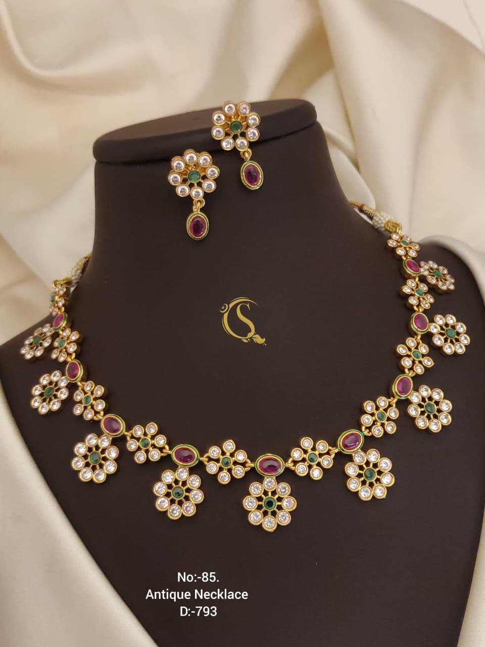 Premium Quality Imitation Jewellery Antique Necklace ATN03