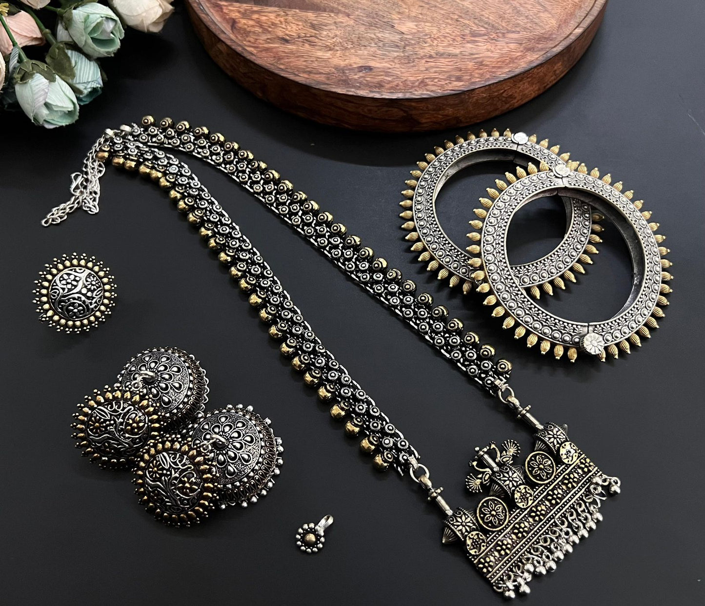 Premium Quality  Imitation Jewelry Long Chain Dual Tone Pendant Set Style-7