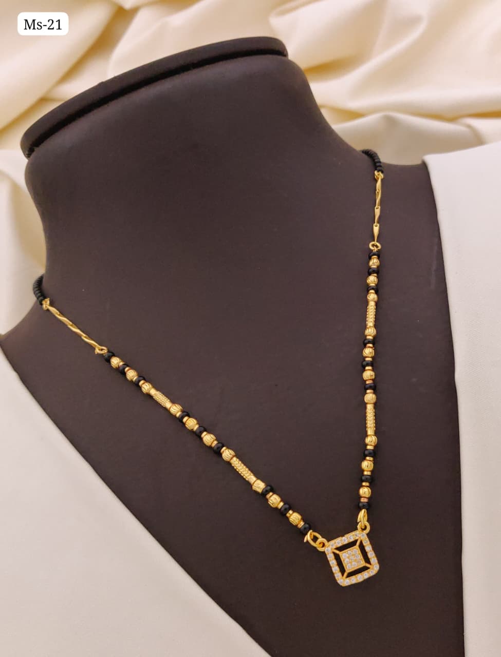 Premium Quality Imitation Jewellery Traditional Mangalsutra MG012