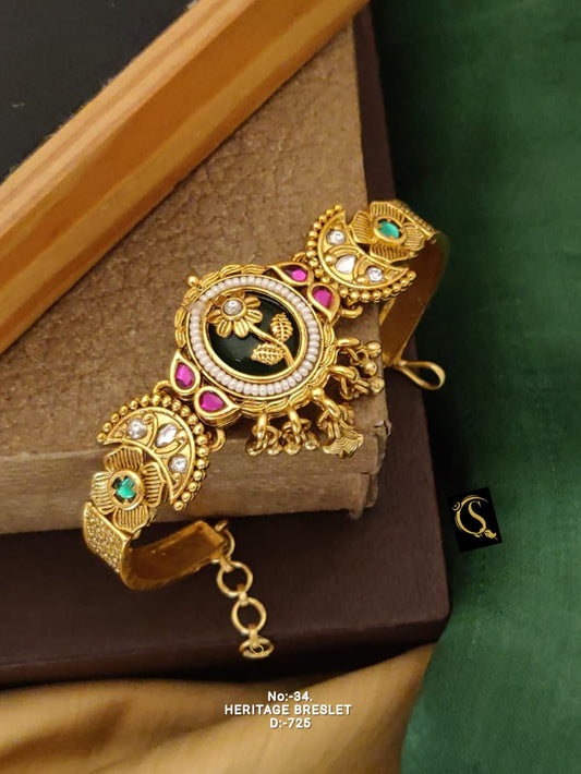 Premium Quality Imitation Jewellery Gold Plated Bracelet GBR001