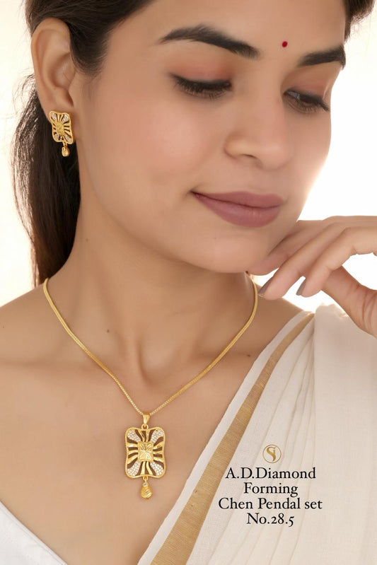 Premium Quality Imitation Jewellery AD Chain Pendant Set Style021