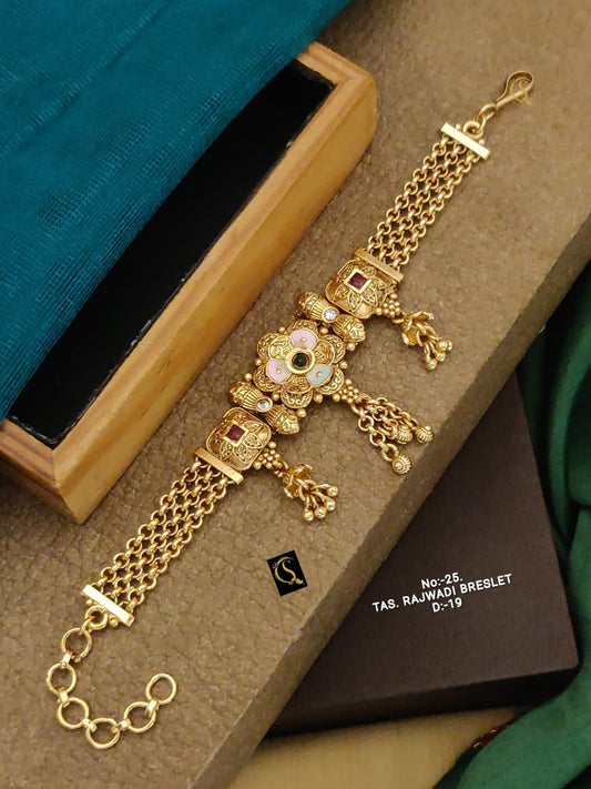 Premium Quality Imitation Jewellery Gold Plated Bracelet GBR009