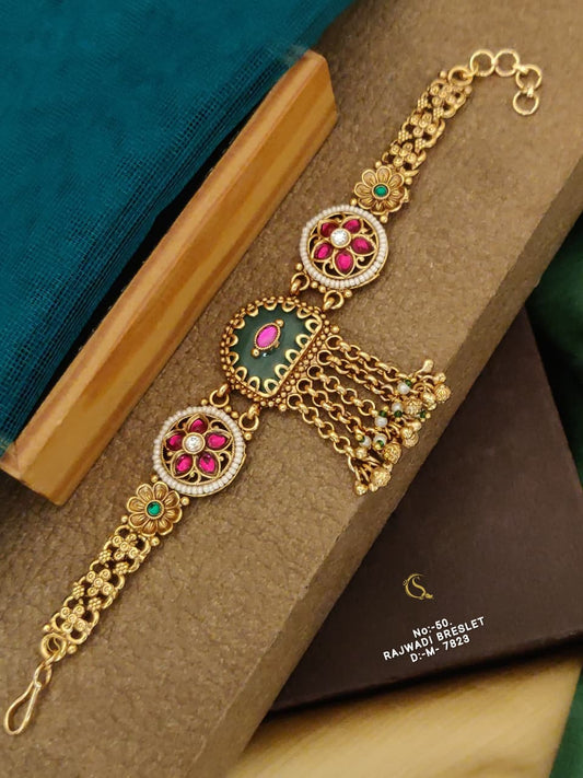 Premium Quality Imitation Jewellery Gold Plated Bracelet GBR010