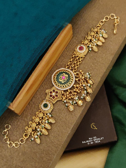 Premium Quality Imitation Jewellery Gold Plated Bracelet GBR012