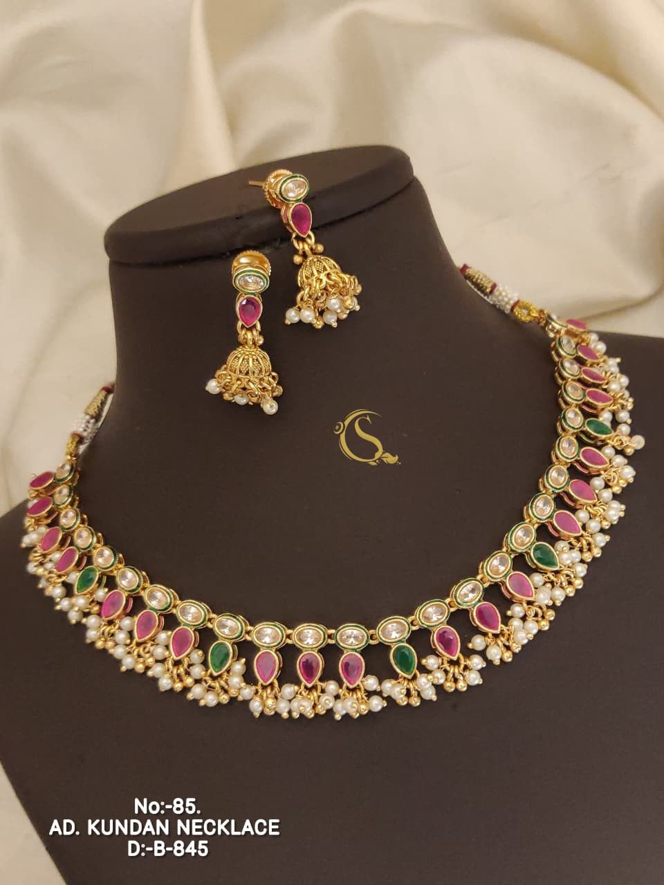 Premium Quality Imitation Jewellery Antique Necklace ATN02