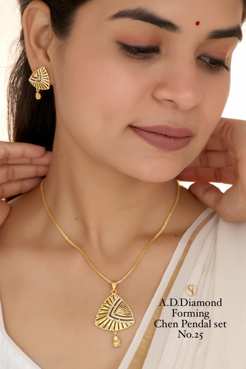 Premium Quality Imitation Jewellery AD Chain Pendant Set Style036