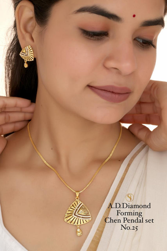 Premium Quality Imitation Jewellery AD Chain Pendant Set Style036