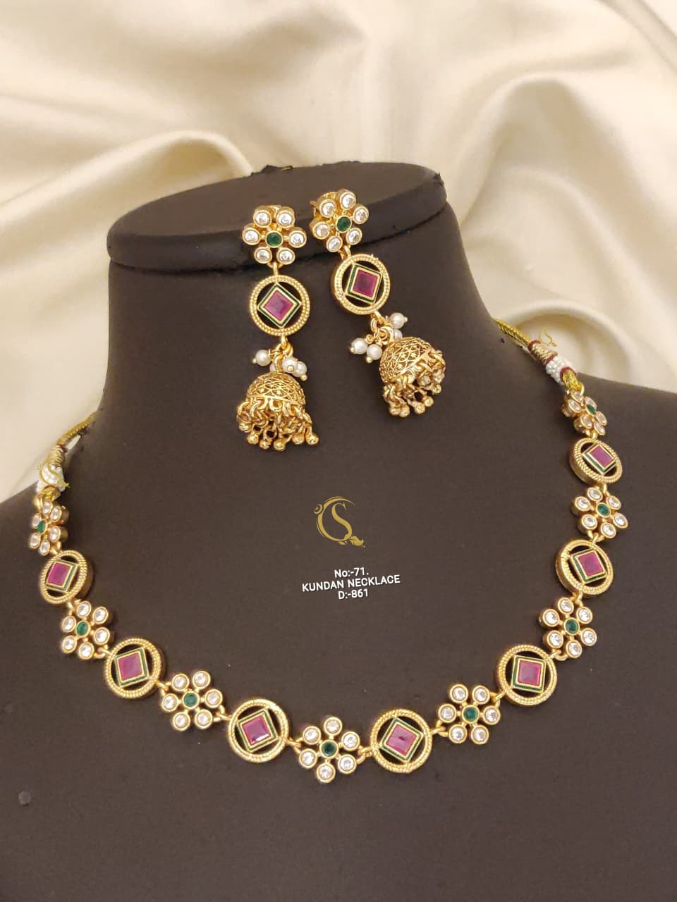 Premium Quality Imitation Jewellery Antique Necklace ATN07