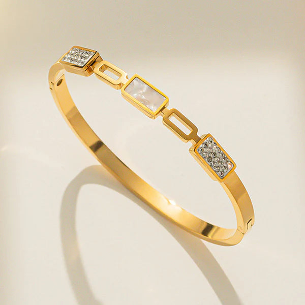 Premium Quality Imitation Jewelry Anti Tarnish Butterfly Theme Bracelet ATB06