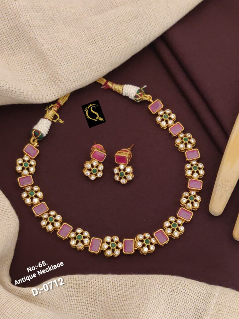 Premium Quality Imitation Jewellery Antique Necklace ATN08